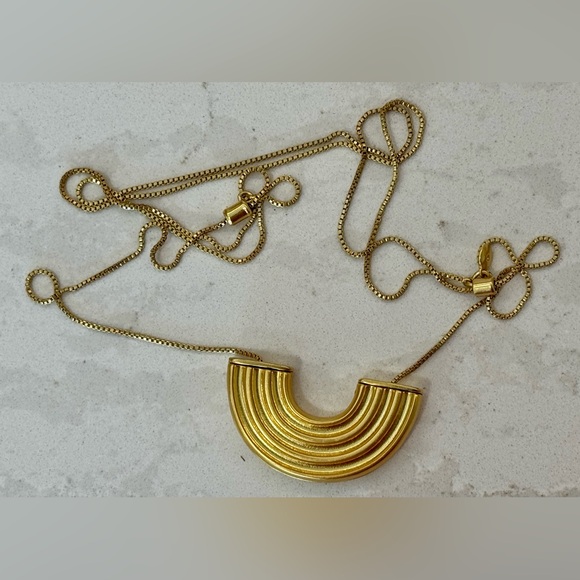 🌈 💛 Madewell Gold Tone Rainbow Arch Pendant Slider Necklace 30” Adjustable - Picture 4 of 5